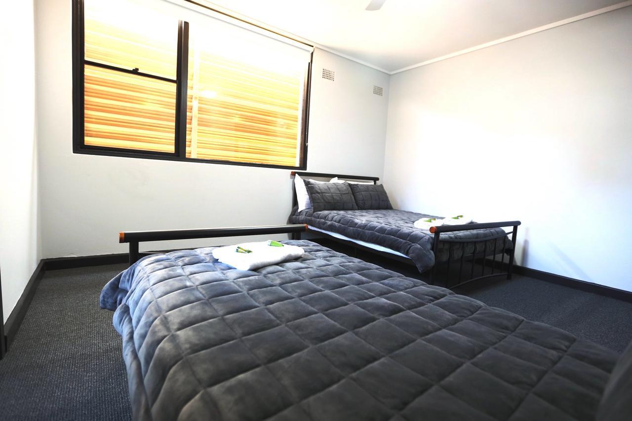Panania Hotel Sydney Экстерьер фото