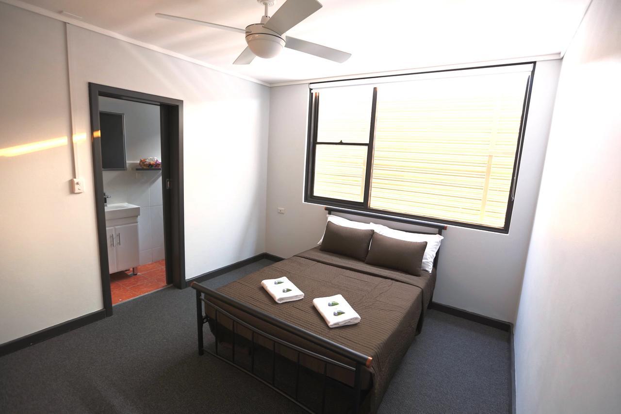 Panania Hotel Sydney Экстерьер фото