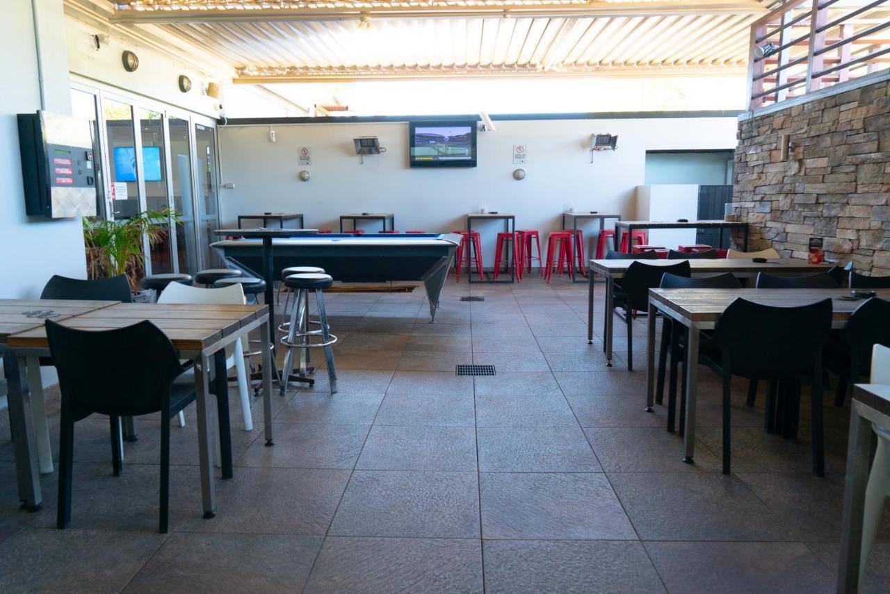 Panania Hotel Sydney Экстерьер фото